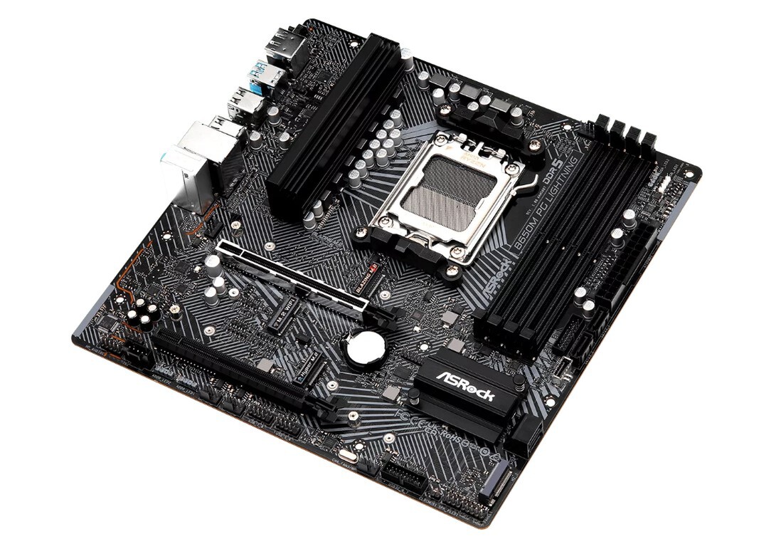 ゲーミング向けMicro ATXのRyzen対応マザー「B650M PG Lightning」が