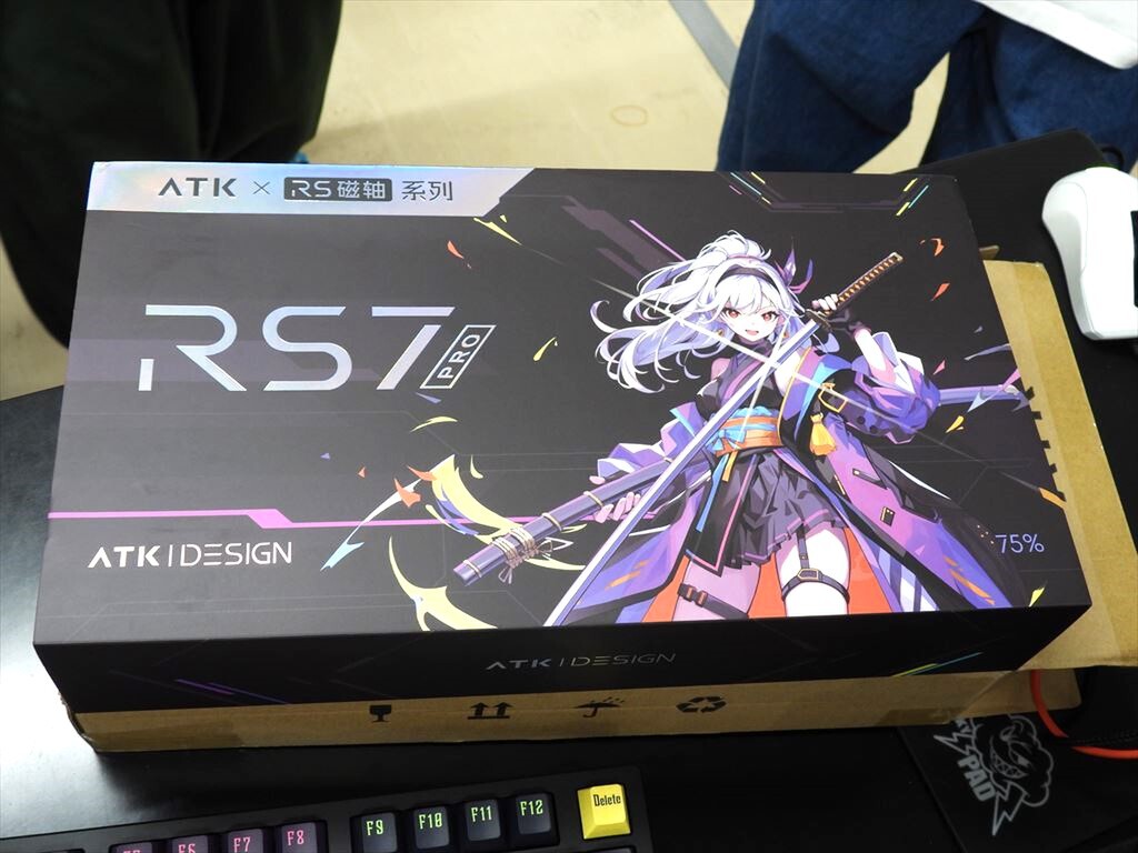 ラピットトリガー対応の75%キーボードが発売 それよりパッケージの美