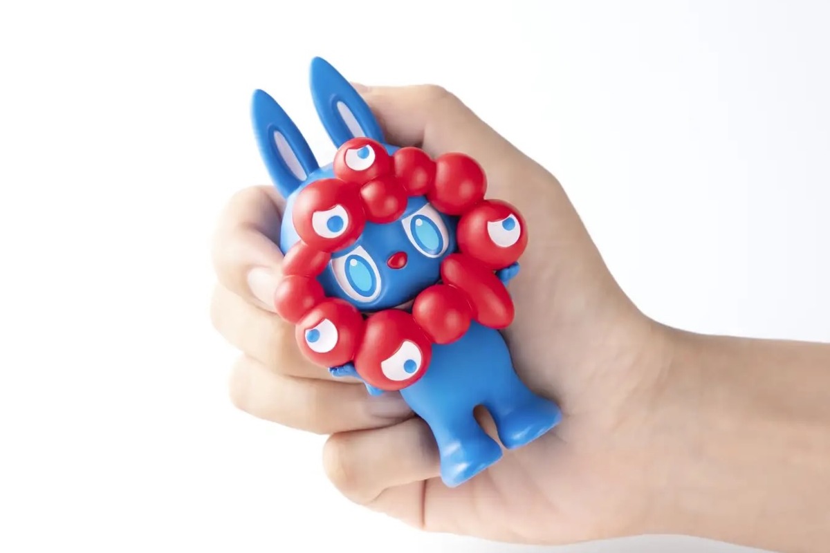 ASCII.jp：ミャクミャク×ラブブ、万博会場で限定販売