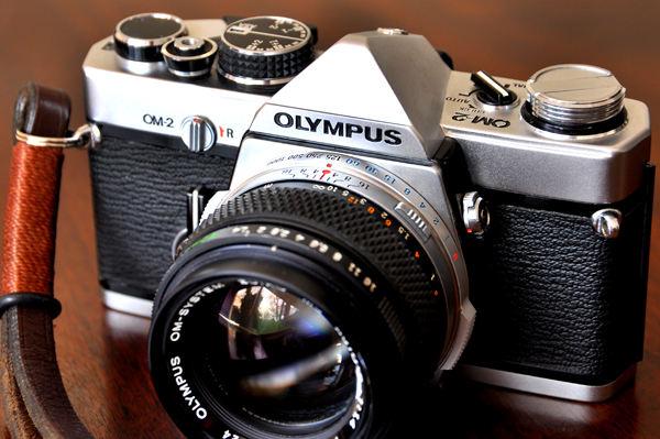 The Olympus OM 1 & 2 | A Singular Eye