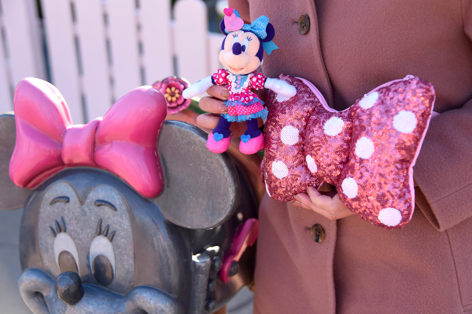 大きなリボンでミニー気分！ ディズニー・パルパルーザ限定、キラっと