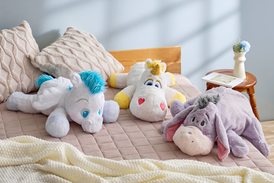 秋のディズニー新作ぬいが豊作すぎるっ！ 本日発売“くったり”シリーズ