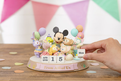 ディズニー、「ダッフィー＆フレンズ」の万年カレンダーを12月4日発売