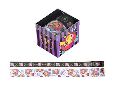 ポケモン」と「ANNA SUI」がコラボ！ 花かんむりをつけて頬をローズに