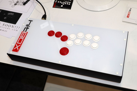 あのHit Boxにレバーが付いたハイブリッドモデル「Hit Box Cross|Up