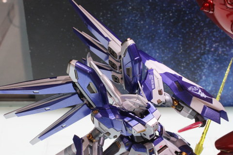 特別企画】【魂ネイションズ撮り下ろし】「METAL ROBOT魂 Hi-νガンダム