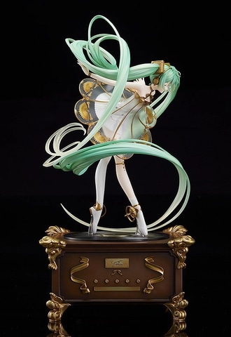 フィギュア「初音ミクシンフォニー 5th Anniversary Ver.」がAmazonに