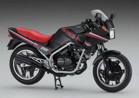 ハセガワ、プラモデル「ホンダ VT250F（MC08）（1984）」ブラック