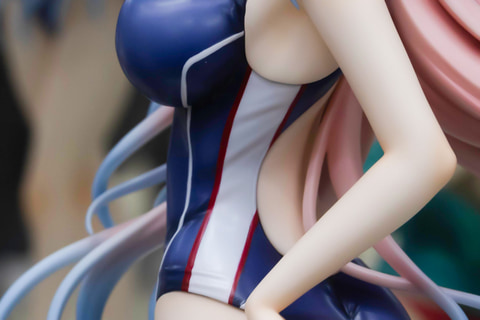 特別企画】【あみあみ展示撮り下ろし】太ももの美しさに目が釘付け