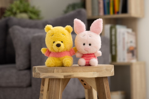たぷんとしたお腹がキュートな「くまのプーさん」&「ピグレット」の