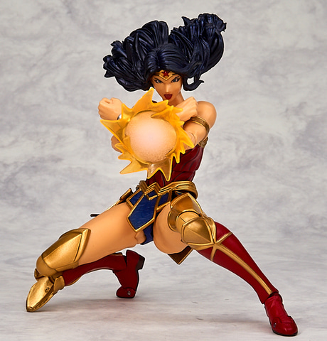 可動ギミックを紹介！ 海洋堂、「アメイジング・ヤマグチ ワンダー