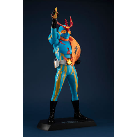 劇中の雰囲気を完全再現した大型フィギュア「Ultimate Article