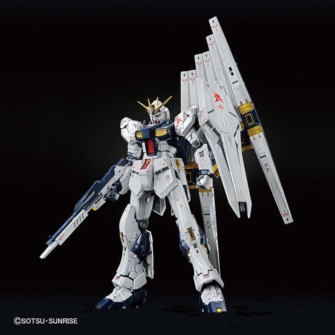 RG 1/144 【ガンダムベース限定】 νガンダム［チタニウムフィニッシュ