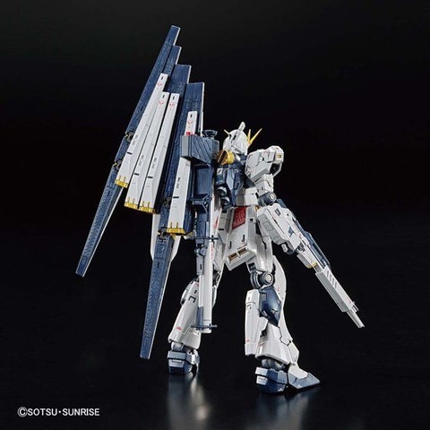 プラモデル「RG 1/144 【ガンダムベース限定】 νガンダム［チタニウム