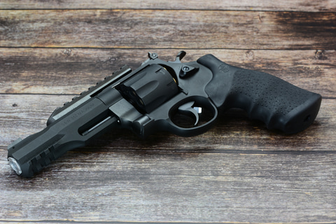 レビュー】モデルガン「S&W PERFORMANCE CENTER M&P R8 5inch HW ver.2