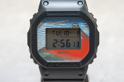 G-SHOCK、“北斎フェイス”の「DW-5600」 - Impress Watch
