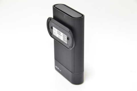 念願の内蔵アンテナ・縦置き型、さらに壁掛けにも対応！ ASUSの新型Wi