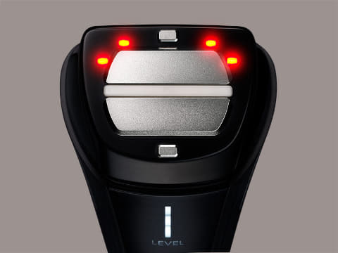 ReFa、温冷同時アクションでとろける体感の美顔器 - 家電 Watch