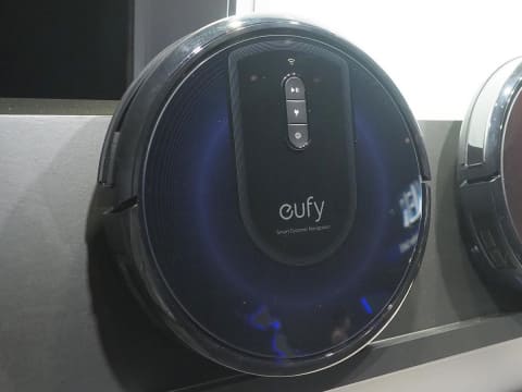 Anker、水拭きもできる34,800円のロボット掃除機Eufy - 家電 Watch