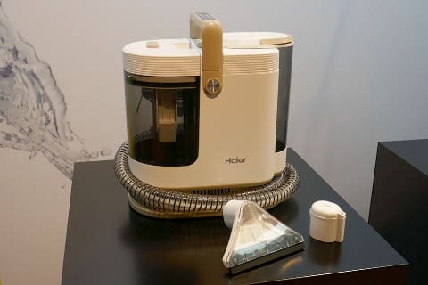 ハイアール“布洗い”掃除機 温水で油汚れにも - 家電 Watch