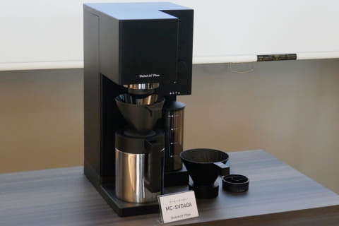ハンドドリップみたいにお湯回し入れる本格コーヒーメーカー、ダイニチ