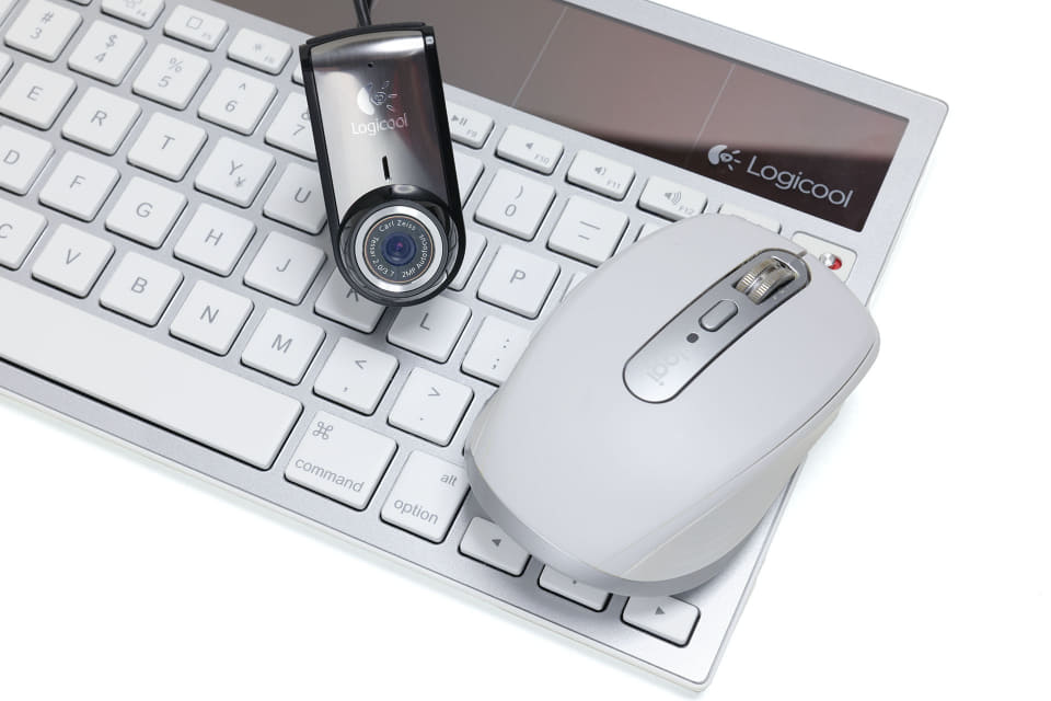 ロジクールの小型キーボード「MX KEYS MINI for Mac」を使う