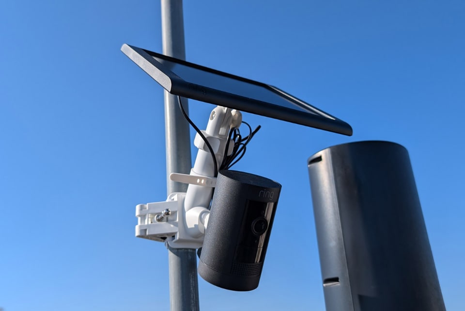 そうだ、カメラ＋ソーラーパネルでソーラーパネルを監視しよう