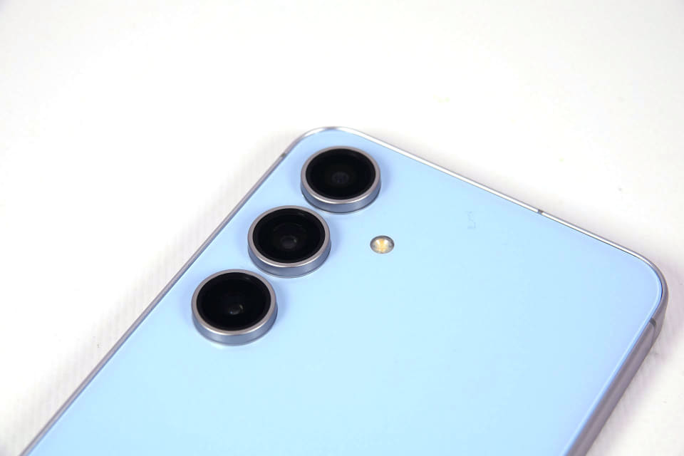 Galaxy S24 FE」、アマゾン・ヨドバシ・ビックカメラで発売 - ケータイ