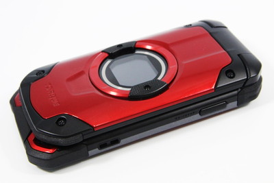 TORQUE X01（au） - ケータイ Watch