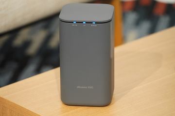 ドコモの「home 5G HR01」レビュー ――固定回線代わりに使える
