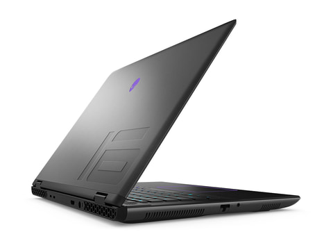 Core Ultra+RTX 4090搭載で奥側が出っ張らなくなった「Alienware m16