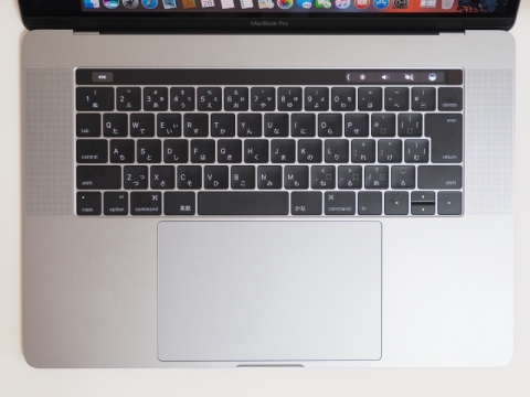 Hothotレビュー】CPU/dGPUが性能アップ、タイピング音もマイルド化した