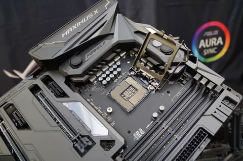 ASUS、Coffee Lake対応Z370マザーを9機種発表。ゲーミング入門者向けの