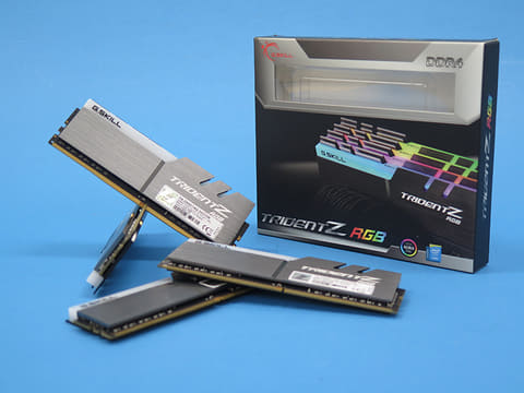 レビュー】G.SKILLの光るメモリ「Trident Z RGB」を試してみた - PC Watch