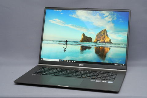 Hothotレビュー】17型で約1.3kgの超軽量ノート「LG gram 17」は