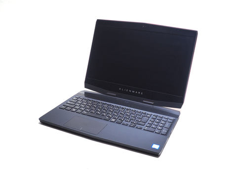 Hothotレビュー】質実剛健な薄型15.6型ゲーミングノート「ALIENWARE