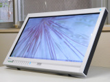 西川和久の不定期コラム】マルチタッチ対応の23型フルHD液晶 「EIZO