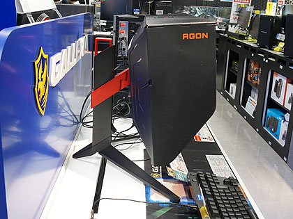 最大160Hz出力の27インチ4KゲーミングモニターがAOCから、遮光パネル