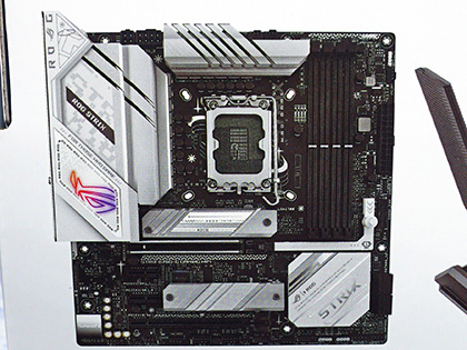 ASUSのIntel B760マザーが2製品、クリエイター向けの「PROART B760