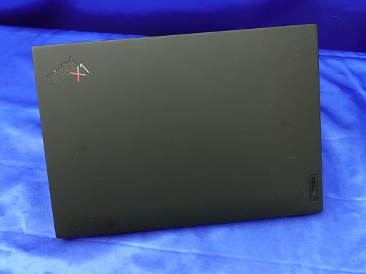 第13世代Core搭載の現行モデル「ThinkPad X1 Carbon 11th」など