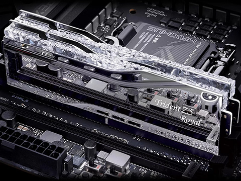 ラグジュアリー感満載のメモリ「Trident Z Royal」にDDR5対応モデル