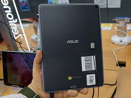Chrome OSを搭載した高耐久タブレット「Chromebook Tablet CT100PA」が