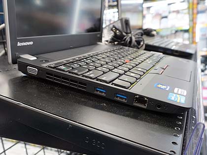 11.6型モバイルノート「ThinkPad Edge E130」が税込19,800円で大量販売