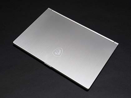 MSI本気の薄型ビジネスノート「PS42 8RB」をレビュー、ゲーミングPCの