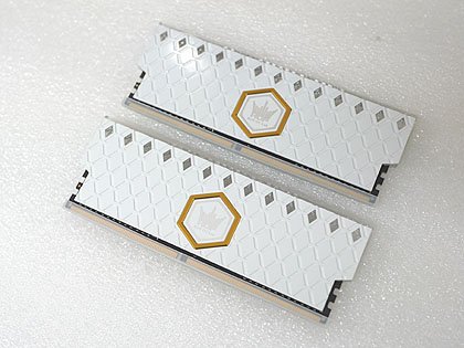 GALAXの光るOCメモリ「HOF OC Lab Elite RGB」が入荷、DDR4-4600 8GB×2