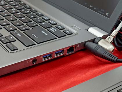 東芝の14型モバイルノート「dynabook R644/K」が税込15,800円、Core i5