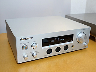 PCで最高の音楽を楽しみたい！USB DAC/ヘッドフォンアンプ「U-05」を