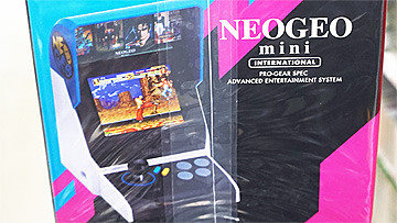 合計48タイトル収録の「NEOGEO mini クリスマス限定版」が在庫販売中