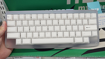 数字行を省略したコンパクトな40%キーボード自作キット「Agar Mini」が