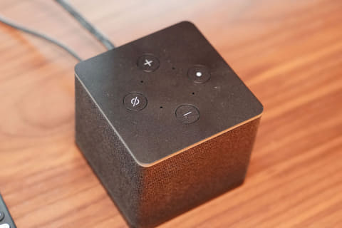 ミニレビュー】最強の第3世代「Fire TV Cube」とプレミアムリモコンを